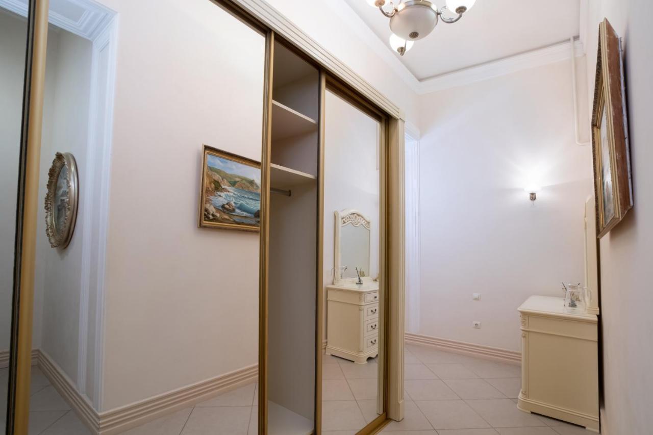 Bel Apartments Odesa Exterior foto