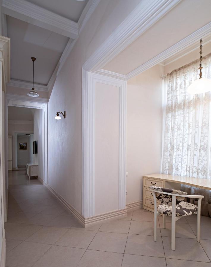 Bel Apartments Odesa Exterior foto